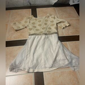 Wonder nation Girls Gold Glitter & Sequined Short Sleeve Dress Size 4T